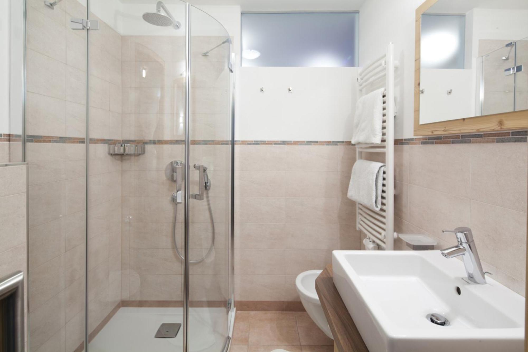 Apartments Mirandula Ortisei Ngoại thất bức ảnh